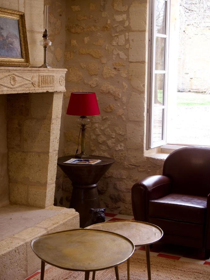 Gite Avec Piscine, Chateau De Lescours, St-Emilion Saint-Sulpice-de-Faleyrens ภายนอก รูปภาพ